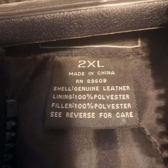 Vintage NFL Bucs Leather Jacket - Picture 2 of 3